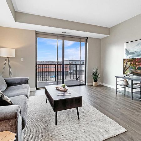 Large Downtown 2Br -Hot Tub-Downtown! Daire Des Moines Dış mekan fotoğraf