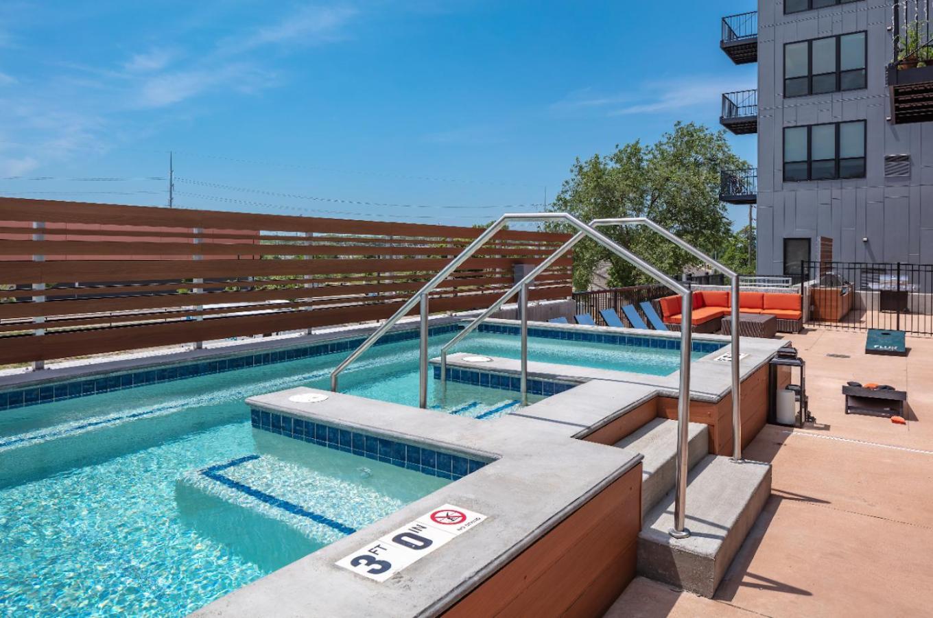 Large Downtown 2Br -Hot Tub-Downtown! Daire Des Moines Dış mekan fotoğraf